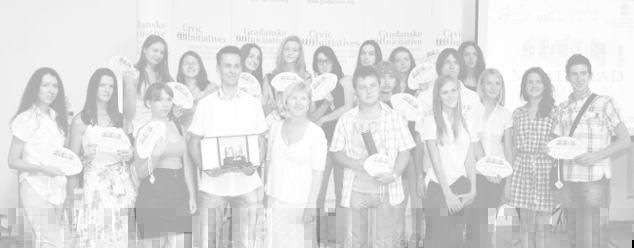 Presentación de iniciativas cívicas en los premios Mladgrad 2013